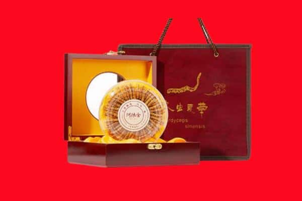 收购资讯:长春朝阳区回收冬虫夏草是按克吗